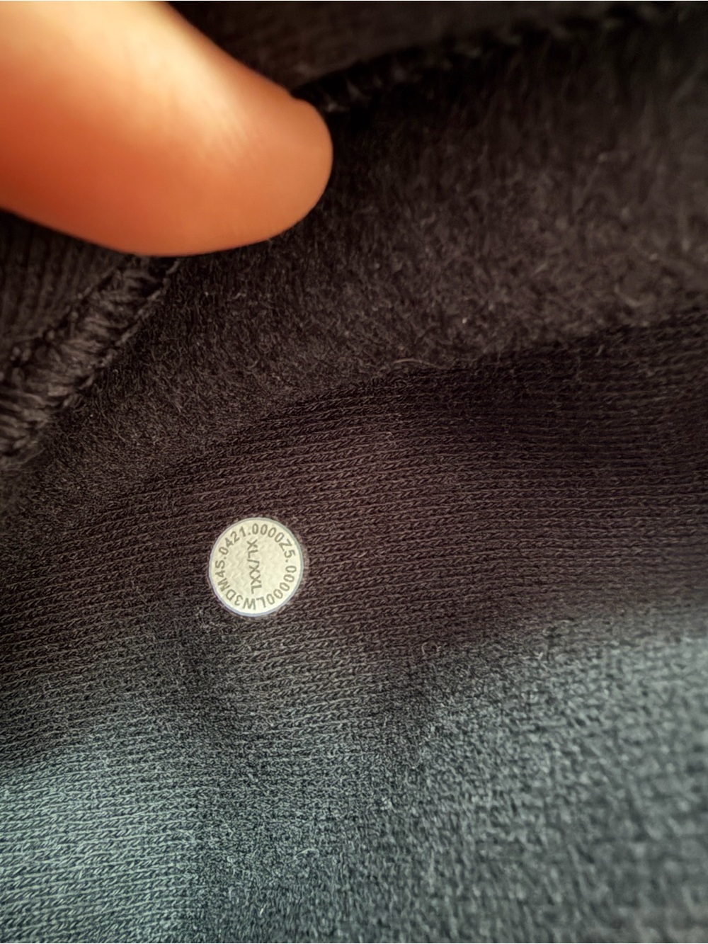 Sweater Subcategory Identification - Picture 4 of 4